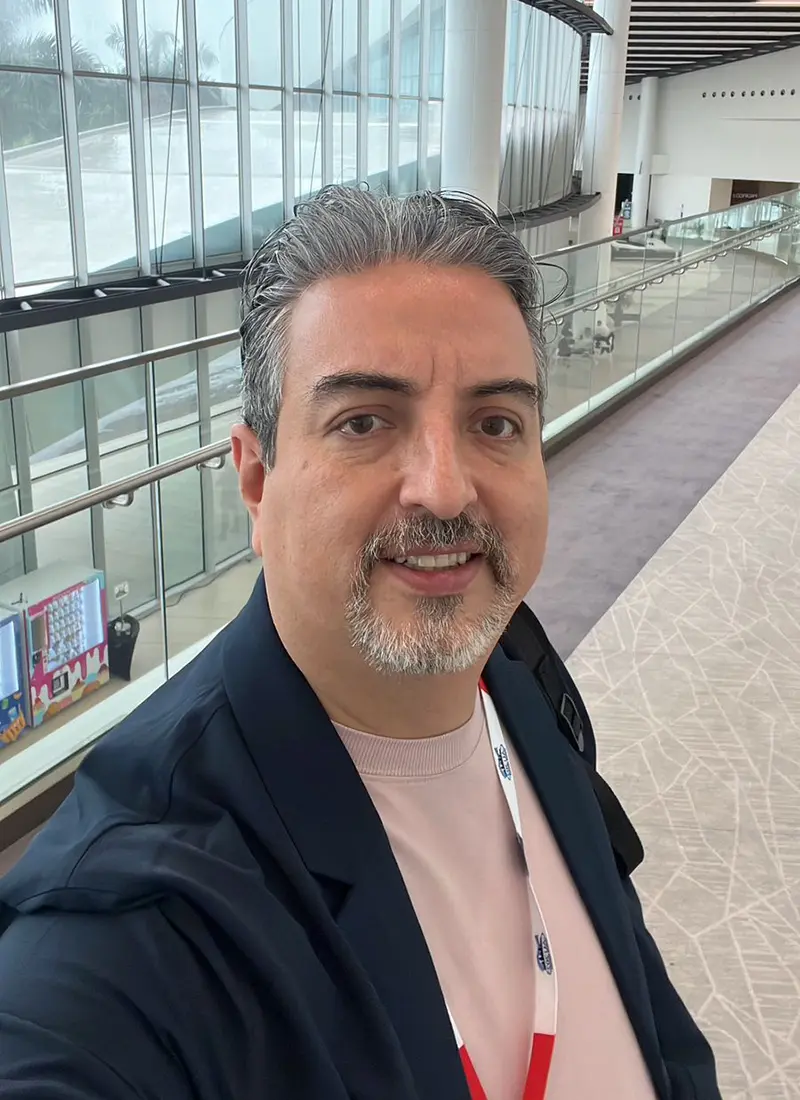 Dr. Edgar Beltrán Urólogo en congreso